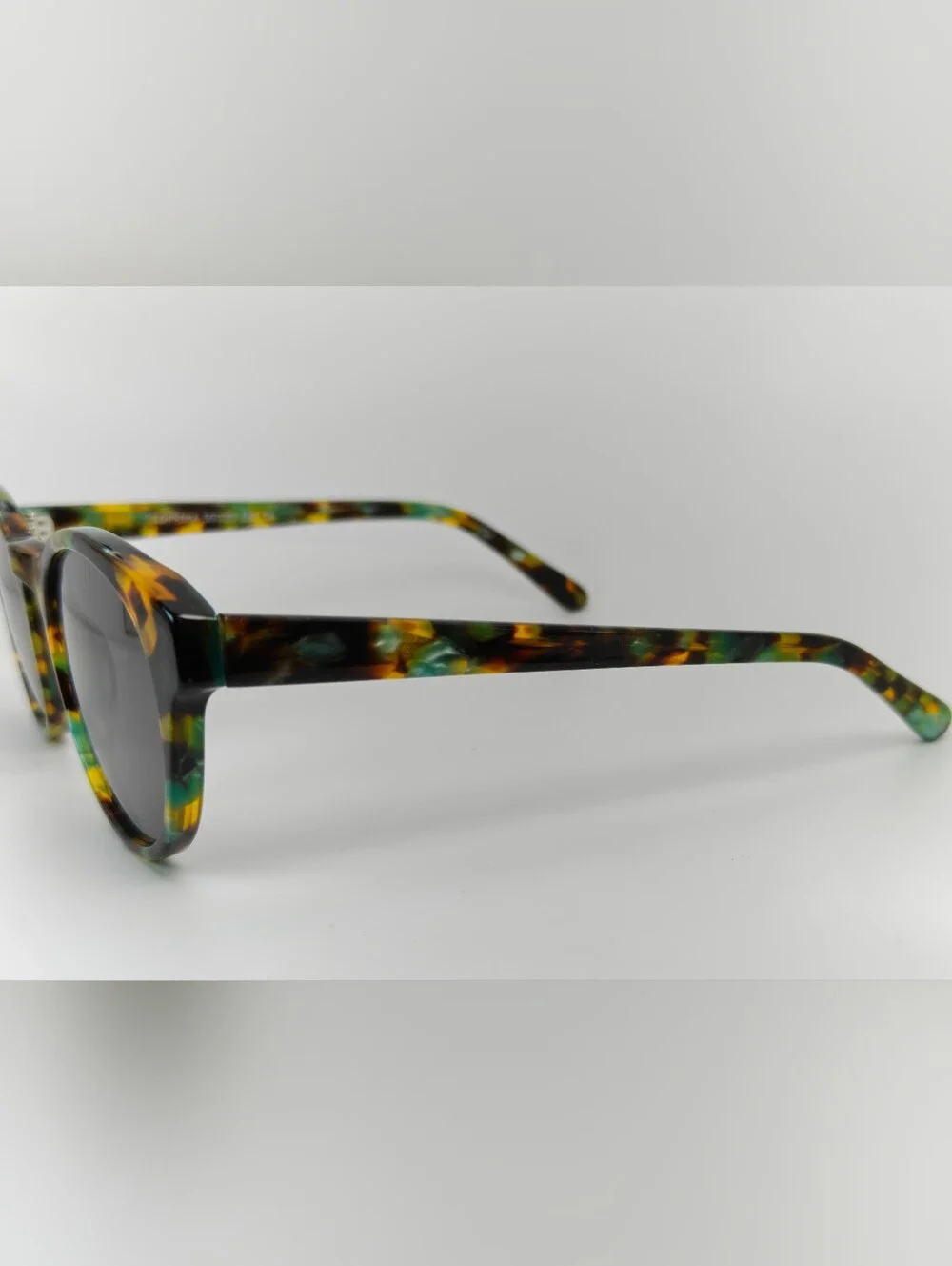 Coppola. Marble Tortoise & Teal Round Frame. Unique Color.